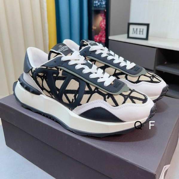 Picture of Valentino Shoes _SKUValentinosz38-458CTF010120079